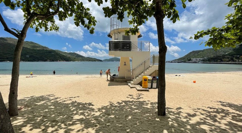 Silvermine Bay Beach, China